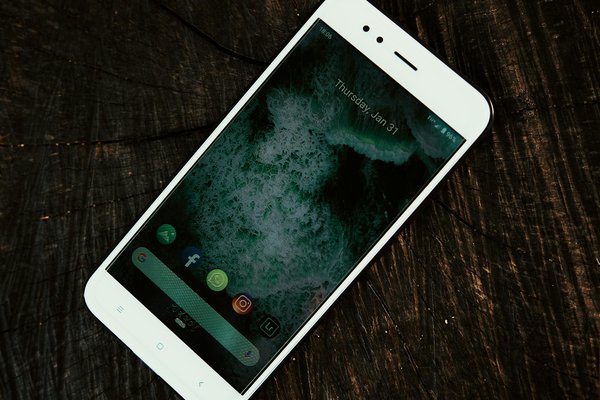 Innovative Approaches to Embedding AI in Tailored Health Tracking Apps